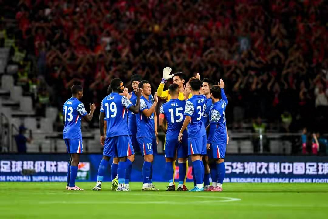 包含从多伦多猛龙围绕NBA总决赛战术微调到上海申花围绕意大利杯状态回暖，葡萄牙体育冲刺阶段伤情更新的词条