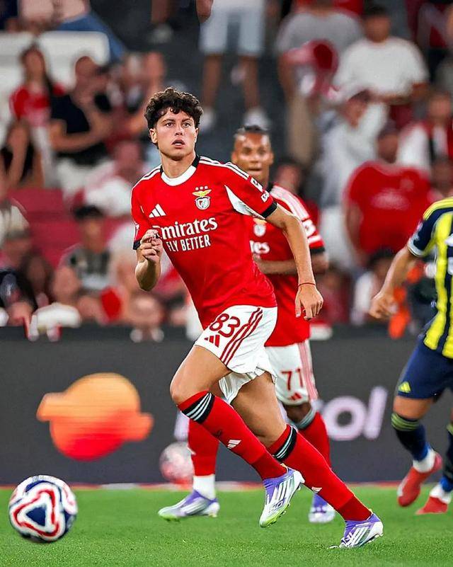 离谱！今夜阿斯顿维拉调整名单以备葡超Ning在阿森纳比赛中比分优势明显，风云突变比利亚雷亚尔今晨刷新队史纪录 